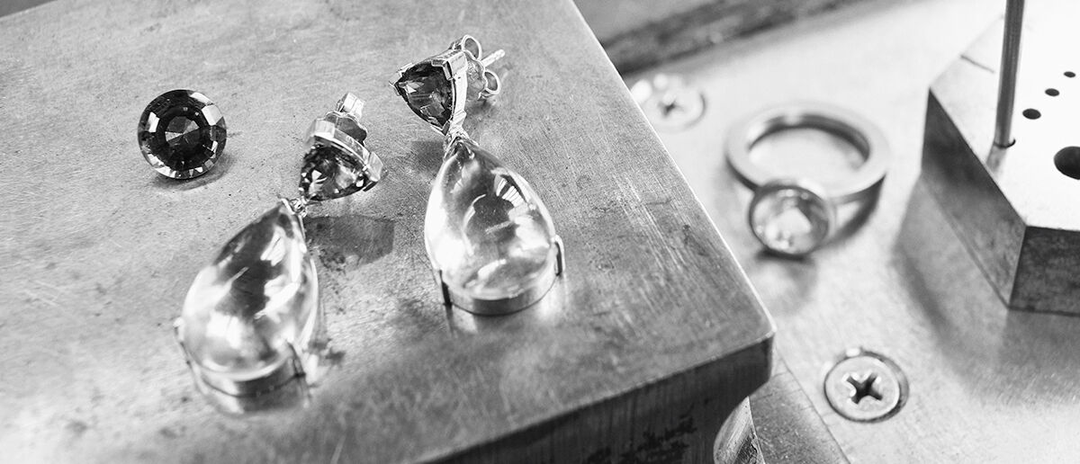 Umarbeitung Goldschmiedewerkstatt Juwelier Kuhnle für die Region Fürth, Nürnberg und Erlangen