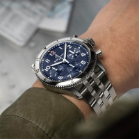 Chronograph 42 Tribute to Vought F4U Corsair