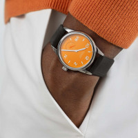 Club Campus 38 future orange