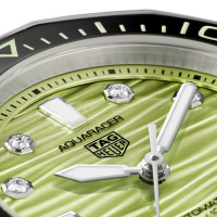 TAG HEUER AQUARACER PROFESSIONAL 300 DATE