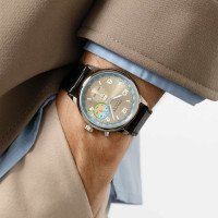 Club Sport Neomatik Worldtimer Roam