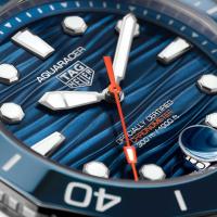 TAG HEUER AQUARACER PROFESSIONAL 300 DATE