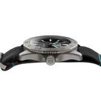 TAG HEUER AQUARACER PROFESSIONAL 200 SOLARGRAPH