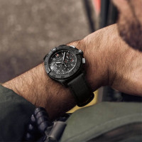 Avenger B01 Chronograph 44 Night Mission