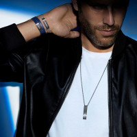 Move Titanium Graphite Armband mit Schnur