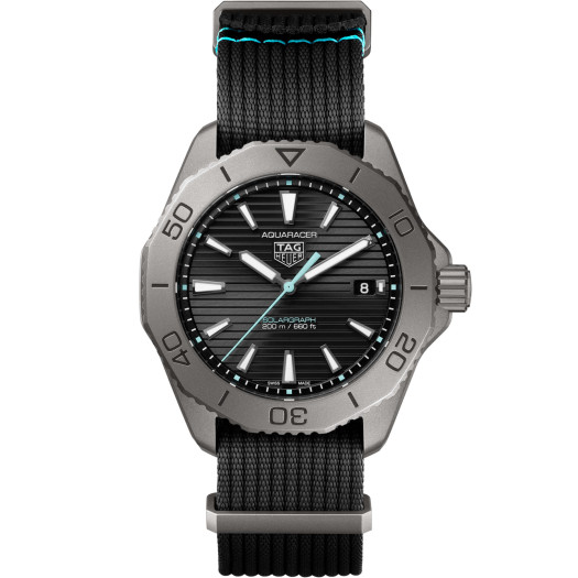 TAG Heuer - TAG HEUER AQUARACER PROFESSIONAL 200 SOLARGRAPH