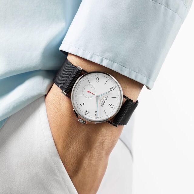 4_2_NOMOSGlashuette_0525_Ahoi_neomatik_38_date_1080x1350px